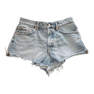 Zara Distressed Blue Denim Short Shorts Size 6
